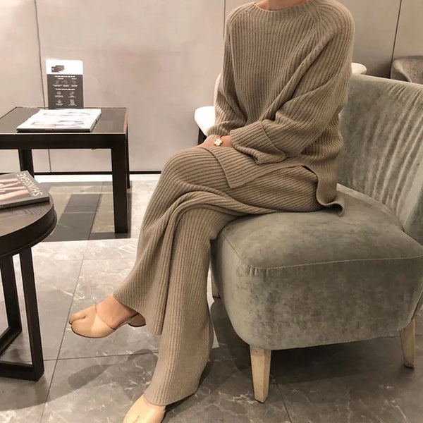 Mavilde | Elegant Sett | Myk Pullover + Lange bukser